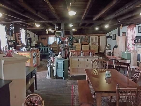 Great Location And Great Business And Living Opportunity: 159 Hartford Rd, Brooklyn, CT 06234